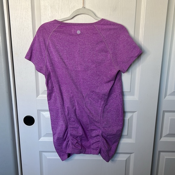 Athleta Workout Top Size XL EUC - Picture 4 of 4